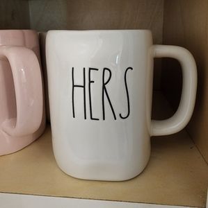 Rae dunn hers mug